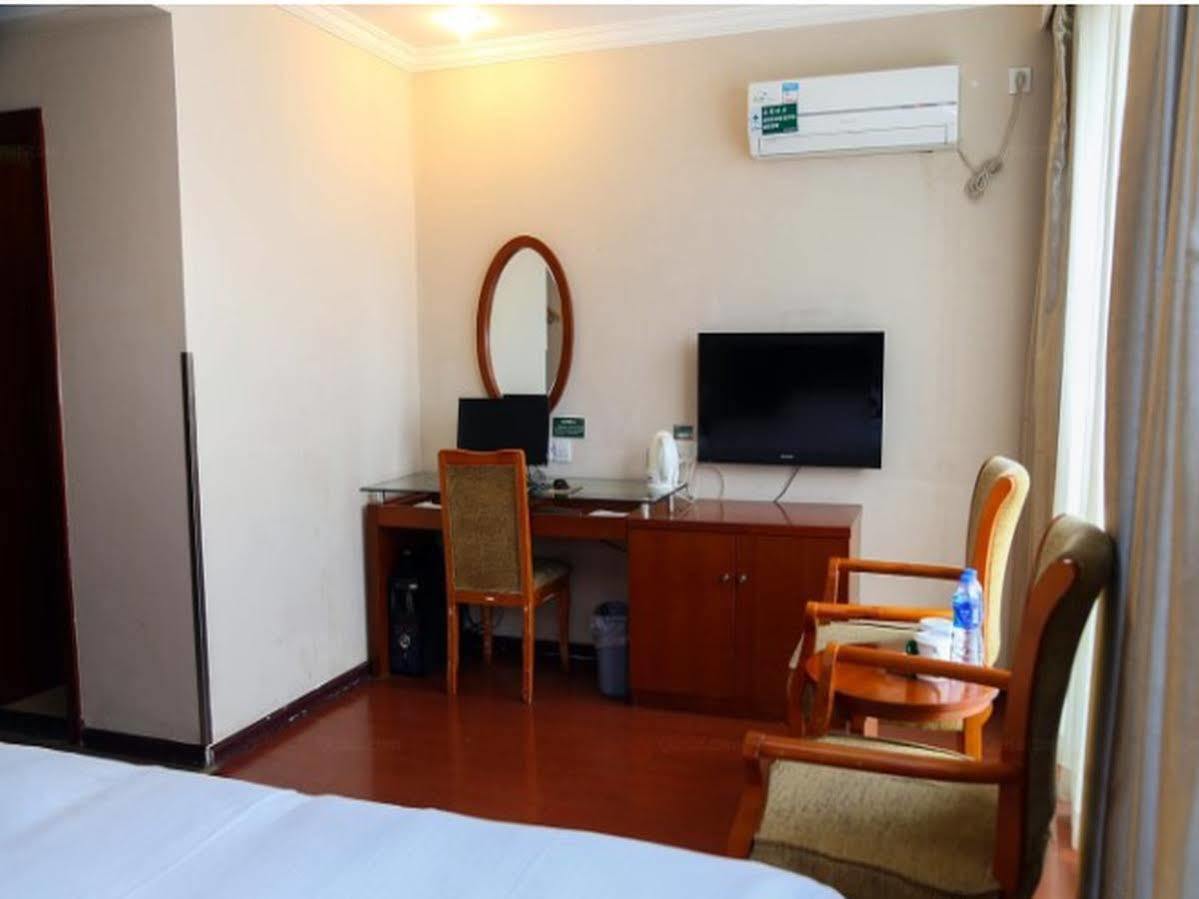 Greentree Inn Jiangsu Wuxi Hubin Business Street Business Hotel エクステリア 写真