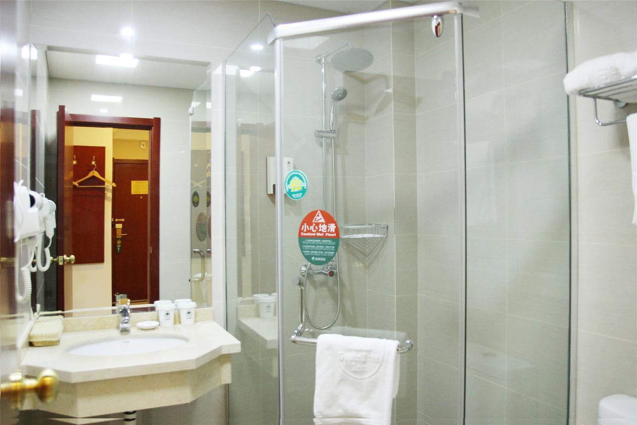 Greentree Inn Jiangsu Wuxi Hubin Business Street Business Hotel エクステリア 写真